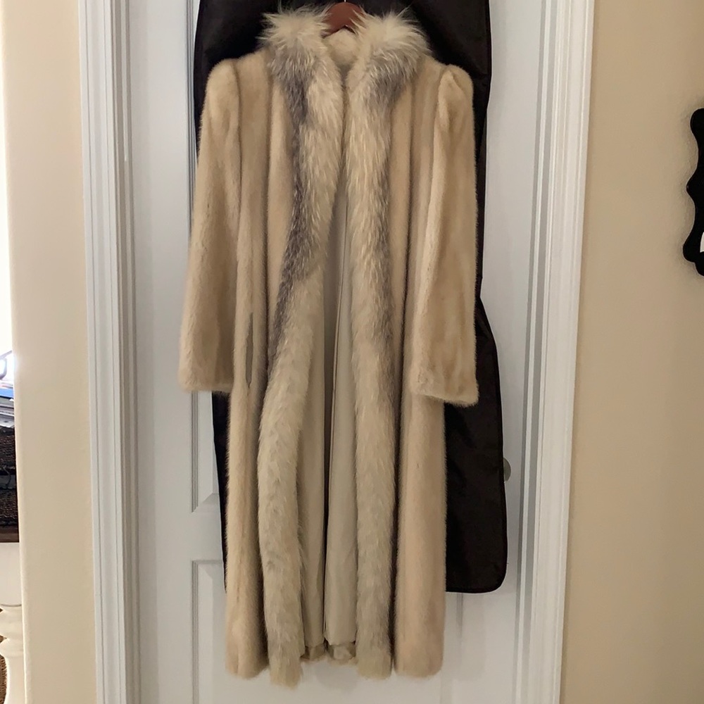 Gorgeous blush mink fur coat